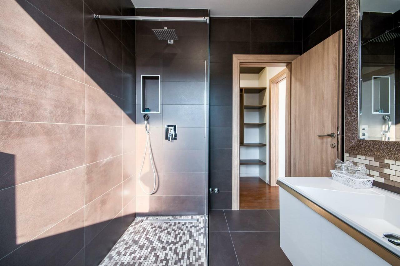 Rooms K&T Sea Side Luxury Pula Buitenkant foto